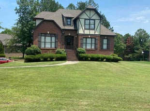 Aaron A.'s grass maintenance service result