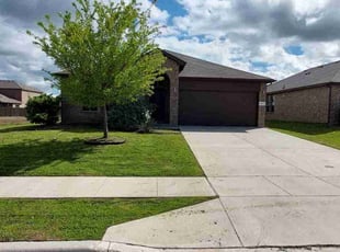 Aaron R.'s lawn service service result
