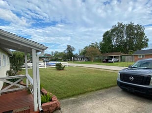 Xzavior G.'s lawn maintenance service result