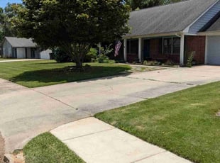 Stephanie G.'s lawn care service result