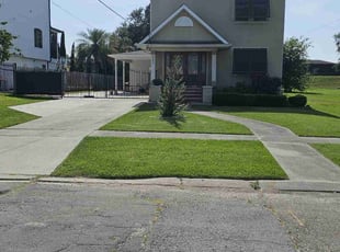 Glenda B.'s lawn service service result