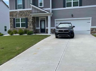 Halima F.'s grass maintenance service result