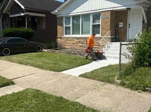Niccole J.'s lawn care services service result