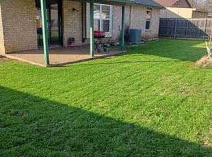 Juanita W.'s lawn maintenance service result