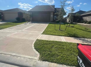 Scott W.'s lawn maintenance service result