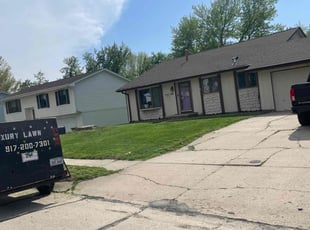 Tosha B.'s lawn maintenance service result