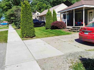 Robert M.'s lawn service service result