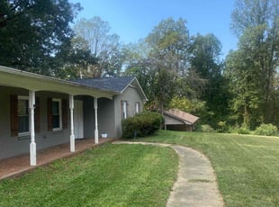 Miguel B.'s Bush Trimming service result