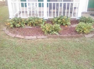 Onika M.'s Flower Bed Weeding service result