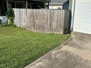 Barbara K.'s lawn care services service result