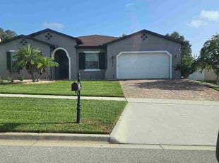 Erik L.'s lawn service service result