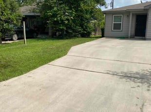 Dennis M.'s lawn care services service result