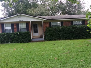 Junko H.'s Bush Trimming service result