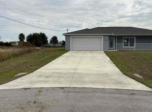 Syeda S.'s lawn care service result