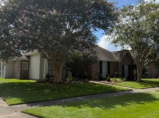 Surujwatie R.'s turf maintenance service result