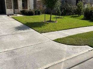 Susan J.'s lawn maintenance service result