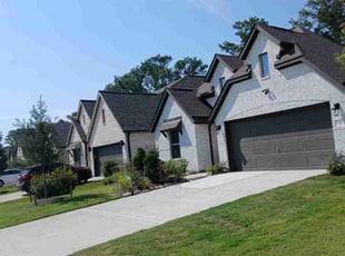 Lindsay G.'s grass maintenance service result