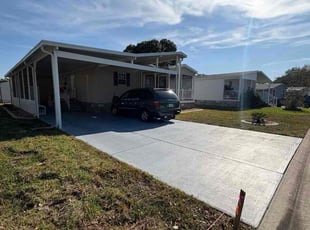 Laura W.'s lawn maintenance service result