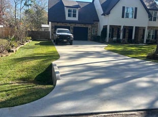 Rose G.'s turf care service result