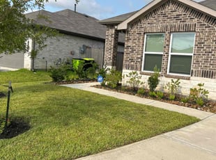 Leonard S.'s Flower Bed Weeding service result