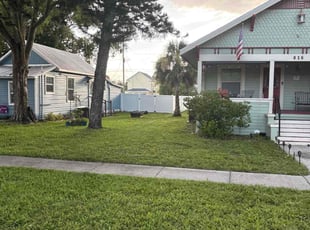 Debbie H.'s lawn care services service result