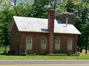 Kim H.'s lawn care services service result