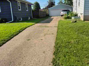Peter K.'s lawn service service result