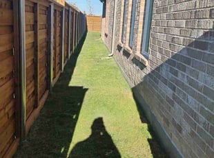 Kathryn R.'s lawn maintenance service result