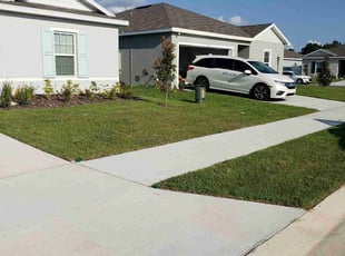 Anna S.'s lawn care services service result