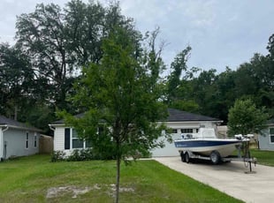 Diana W.'s Bush Trimming service result
