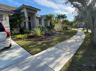 Sheron R.'s grass cutting service result