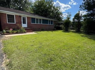 Bryan R.'s grass maintenance service result
