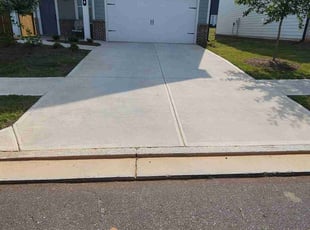 Cindy W.'s grass cutting service result