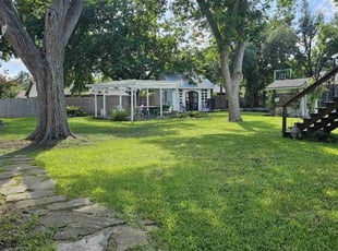 Minnie M.'s turf maintenance service result