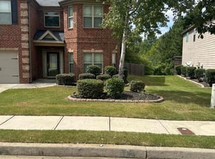 Nate J.'s lawn care services service result