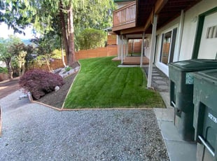 Maria O.'s grass maintenance service result