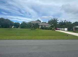 Harold M.'s lawn maintenance service result