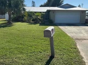 Gwen M.'s lawn service service result
