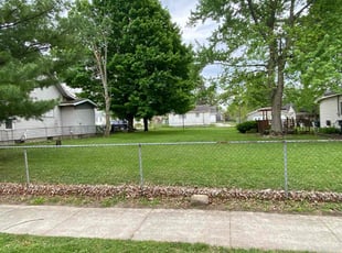 Brianna B.'s lawn care service result