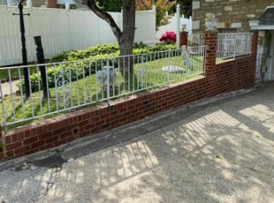 Jennifer S.'s lawn care services service result