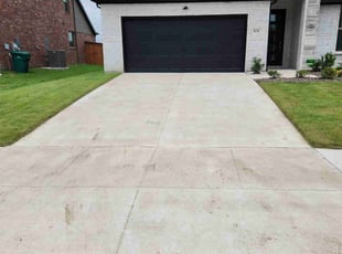 Valencia H.'s lawn service service result