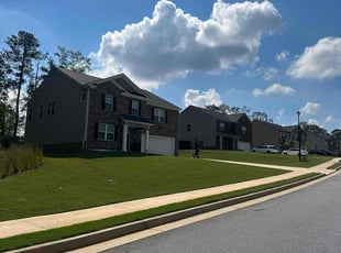 Vicki L.'s lawn maintenance service result