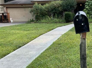 Catherine W.'s lawn care service result