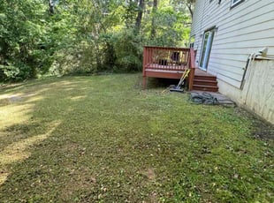 Melissa S.'s lawn care services service result