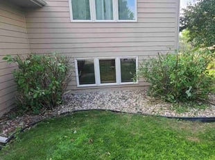 Irvin D.'s Bush Trimming service result