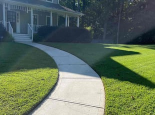 Zackary W.'s lawn service service result