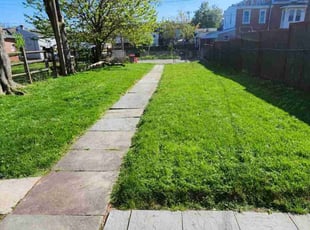 Latecia W.'s grass cutting service result