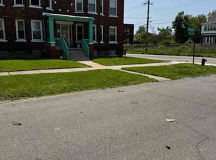 Melissa C.'s grass cutting service result