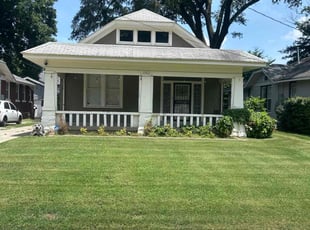 Faye W.'s grass maintenance service result