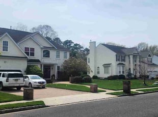 Marvietta M.'s grass maintenance service result